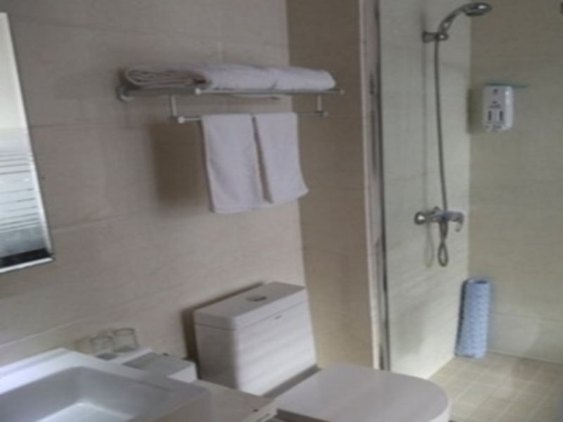 Лянфан: Greentree Inn Bazhou Shengfang Bus Station Shell H