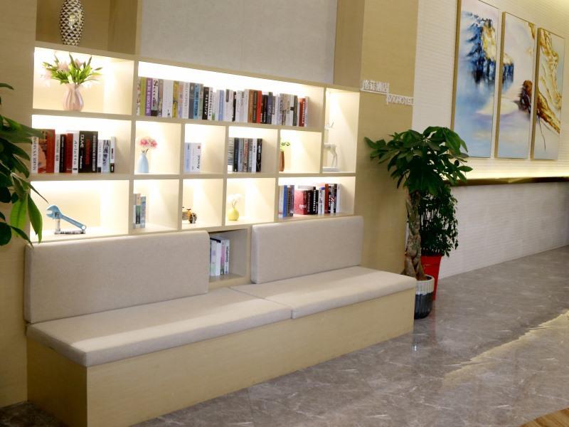 Ляньюньган: VX Hotel Lianyun Gang Guanyun Baichen Plaza