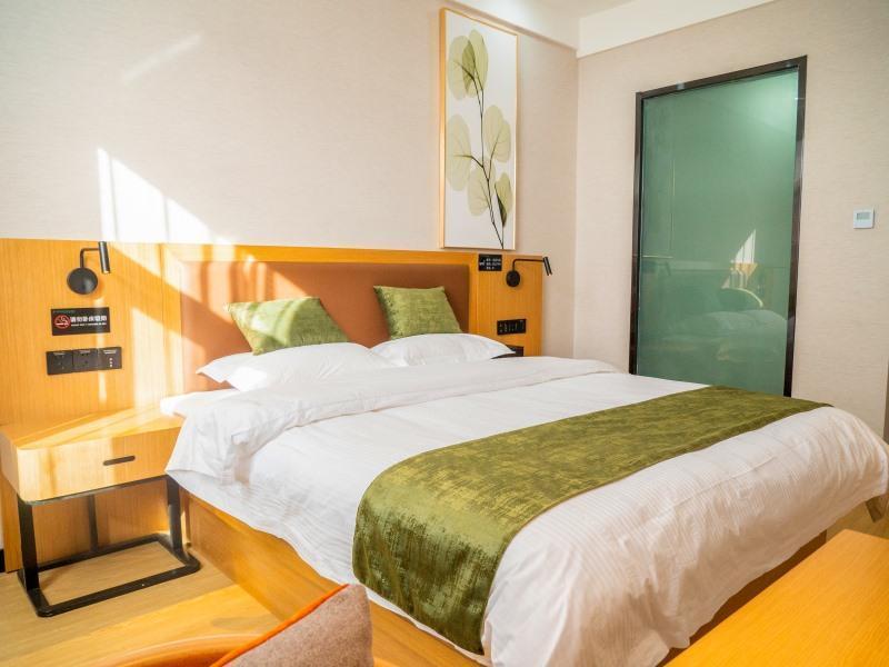 Ляньюньган: GreenTree Inn Guannan County Xinguan North Road Ex