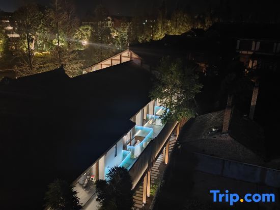 Мэйшань: Hongyabiexuan Zen Yi Yinsu (Liujiang Ancient Town Branch)