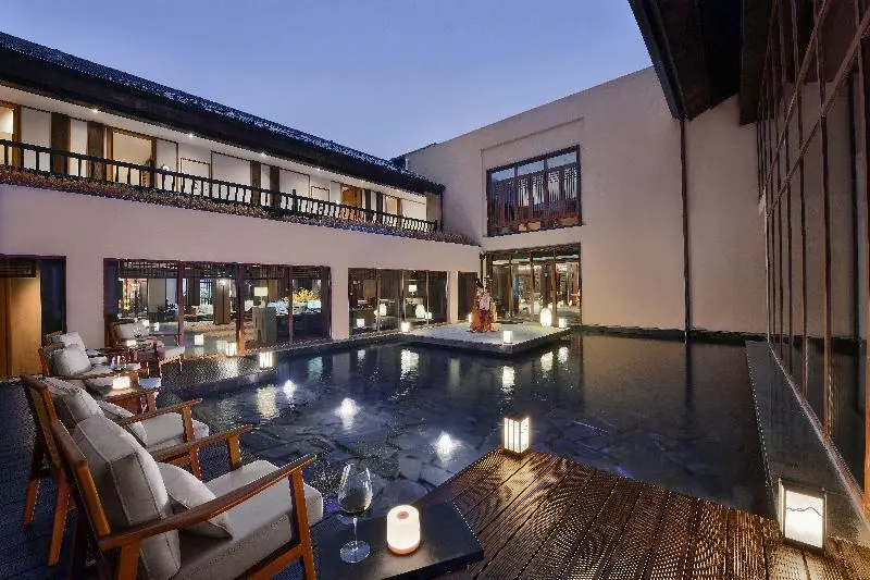 Нанкин: Blossom Hill Hotel Nanjing Lishui