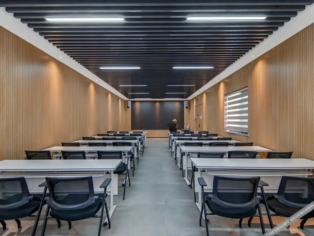 Нанкин: Starway Hotel Nanjing Jingwu Road Hongyang Home City