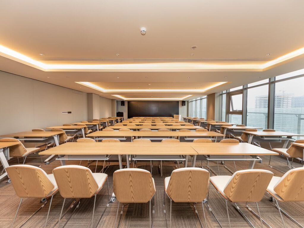 Нанкин: Ji Hotel Nanjing South Railway Station Square