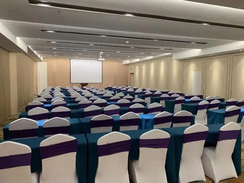 Нанкин: Ji Hotel (Nanjing Hexi Expo Center)