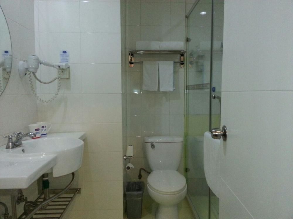 Нанкин: Hanting Premium Hotel Nanjing Ming Palace Ruijin Road