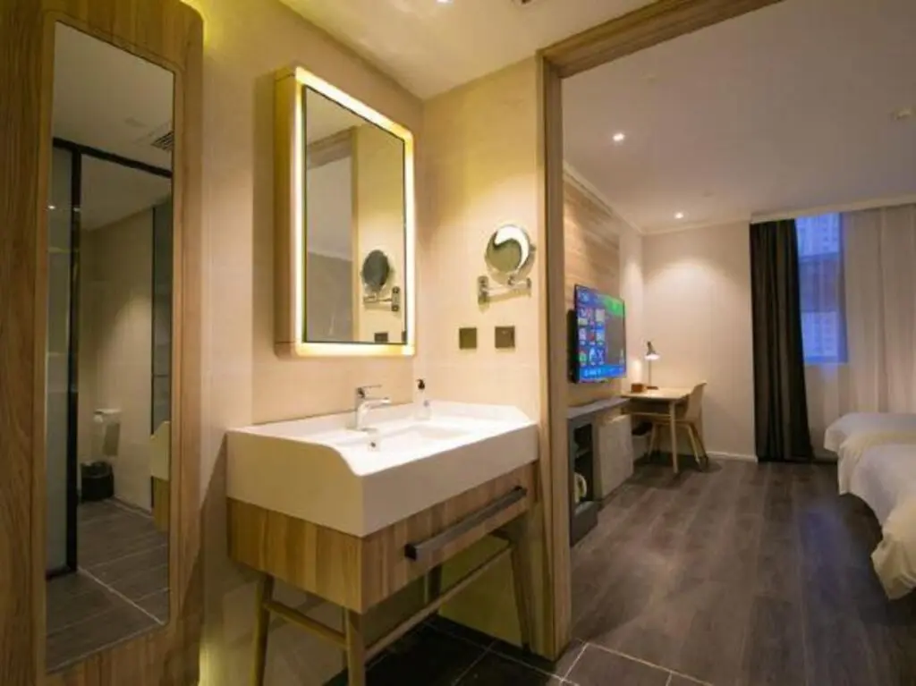 Нанкин: Отель Hanting Premium Nanjing Jiangpu Yanchuang Garden