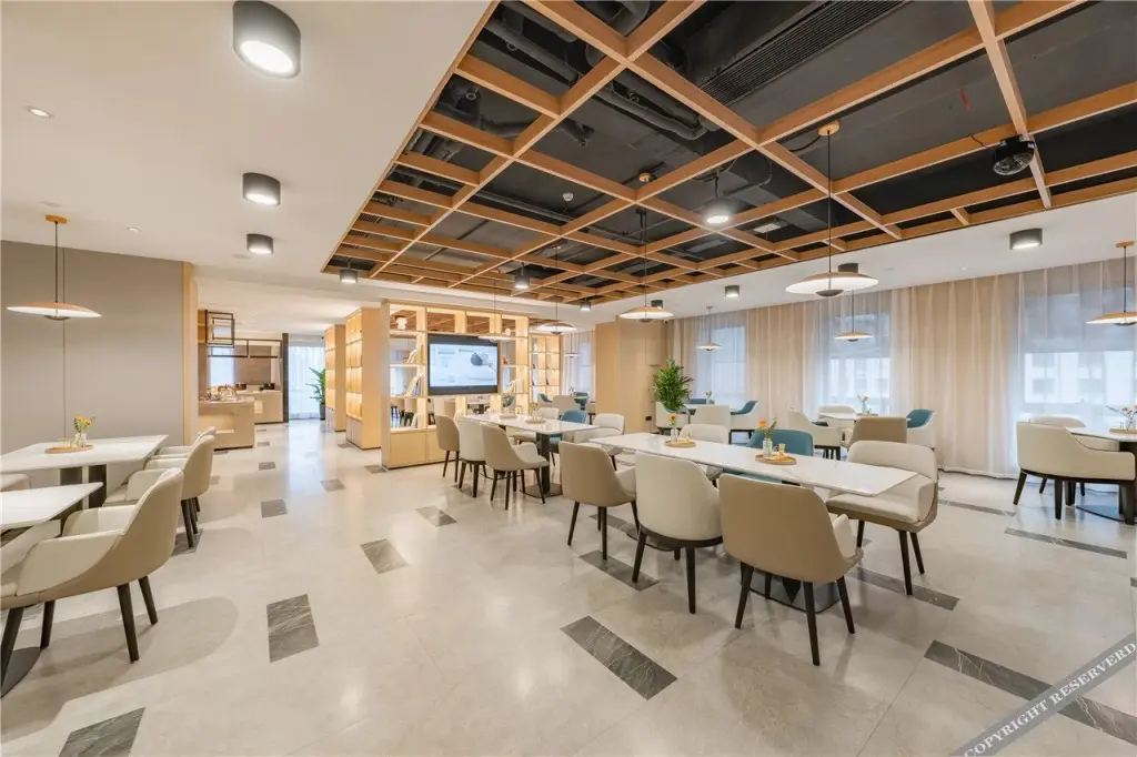 Наньтун: Atour Hotel Haian Municipal Government