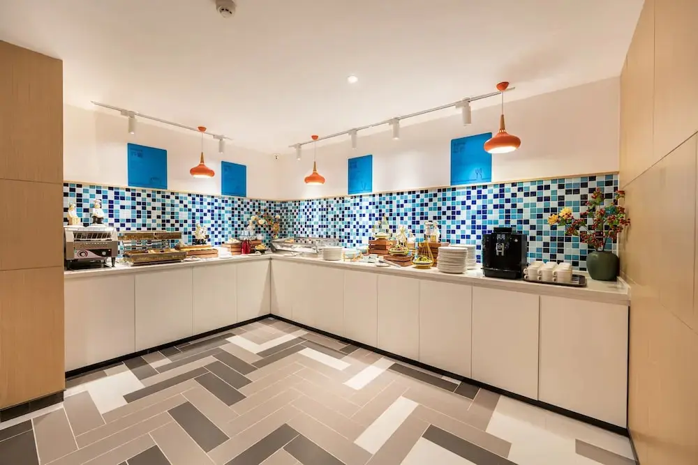 Ньингчи: Holiday Inn Express Linzhi Airport, an IHG Hotel