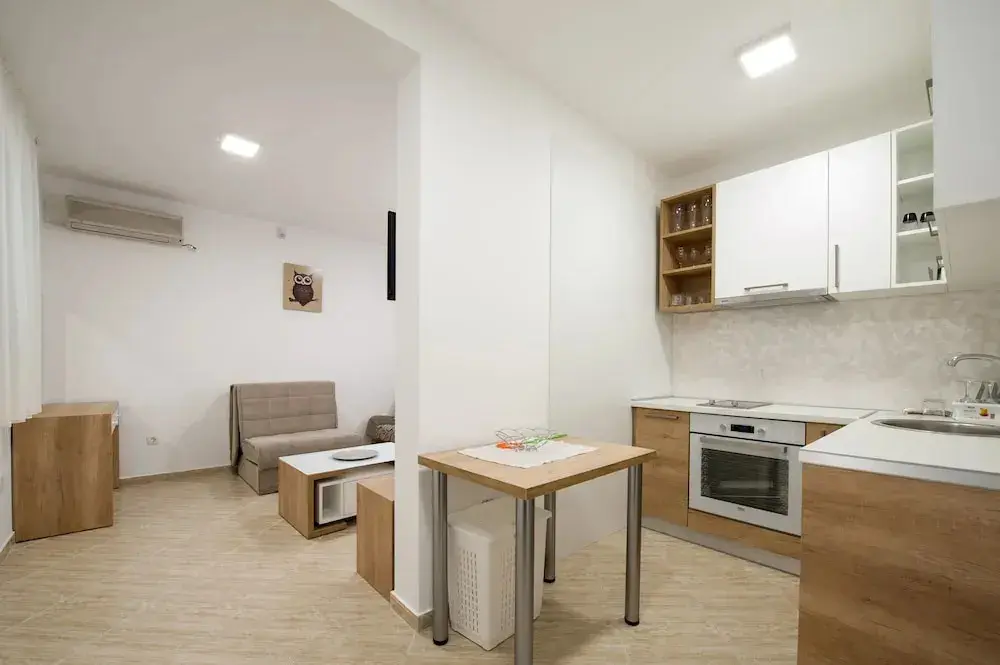 Свети-Стефан: Apartmani Mia
