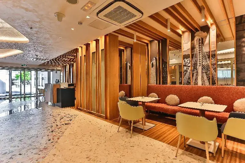 Подгорица: Carine Hotel Centar