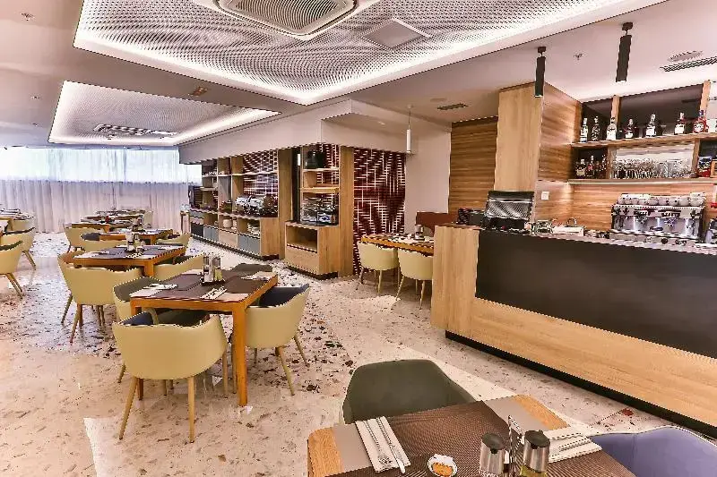 Подгорица: Carine Hotel Centar