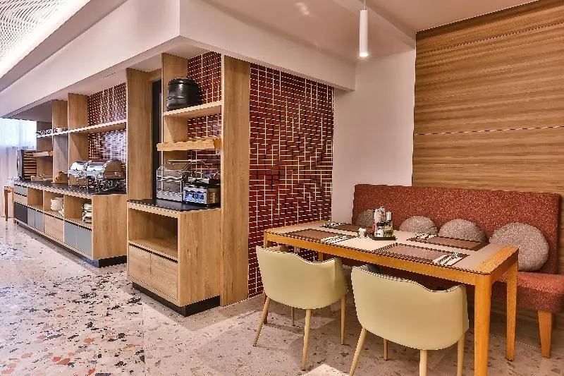 Подгорица: Carine Hotel Centar