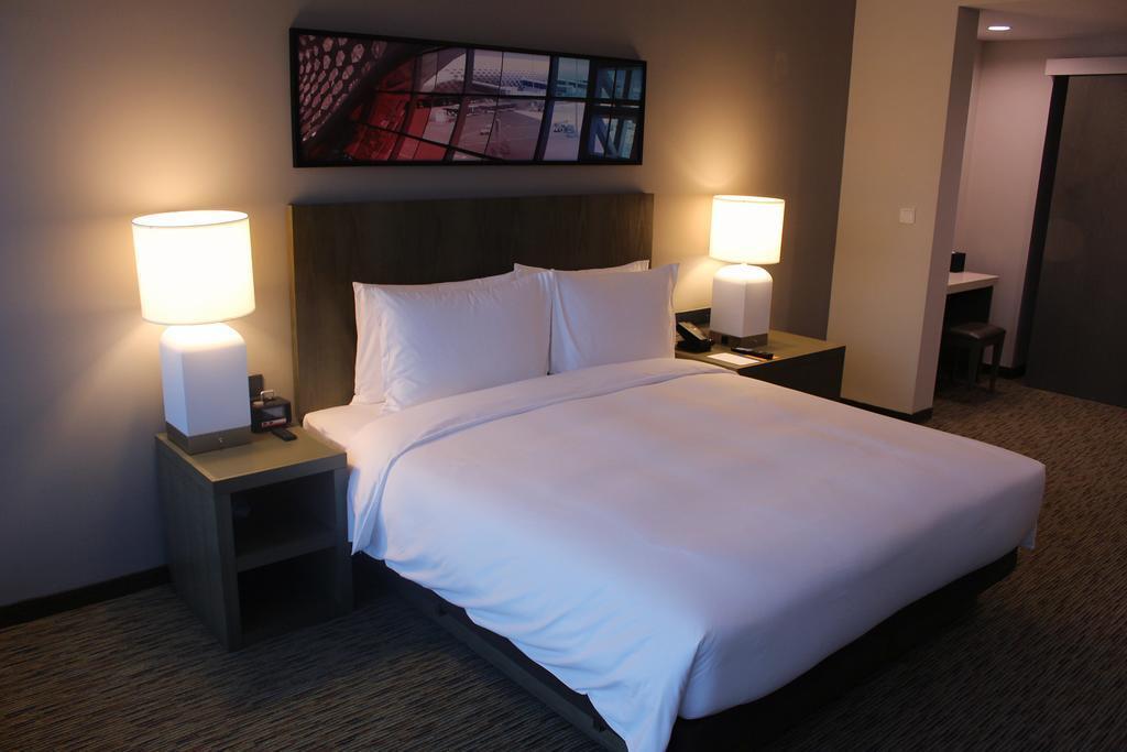 Шэньчжэнь: Hyatt House Shenzhen Airport