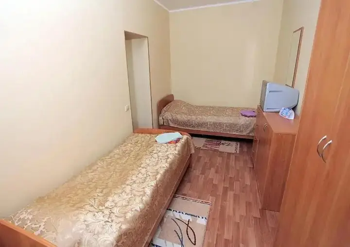 Кировск: Гостиница Парковая