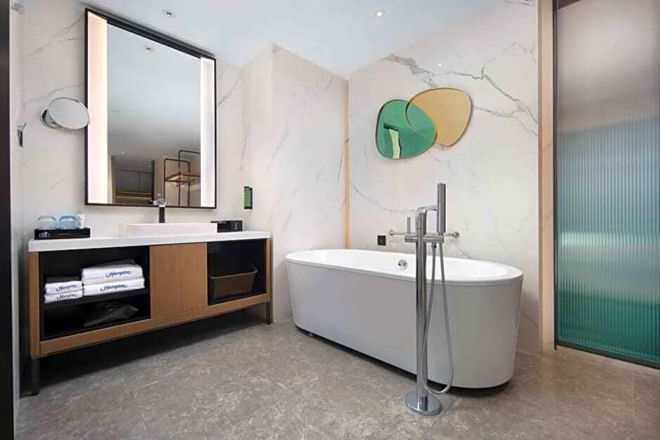 Гуанчжоу: Hampton By Hilton Renhe Baiyun Airport