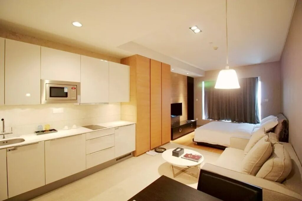 Циндао: Qingdao Haiyi Sailing Hotel