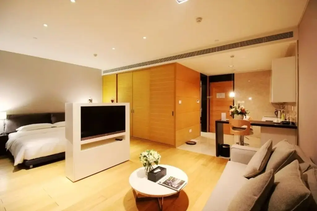 Циндао: Qingdao Haiyi Sailing Hotel