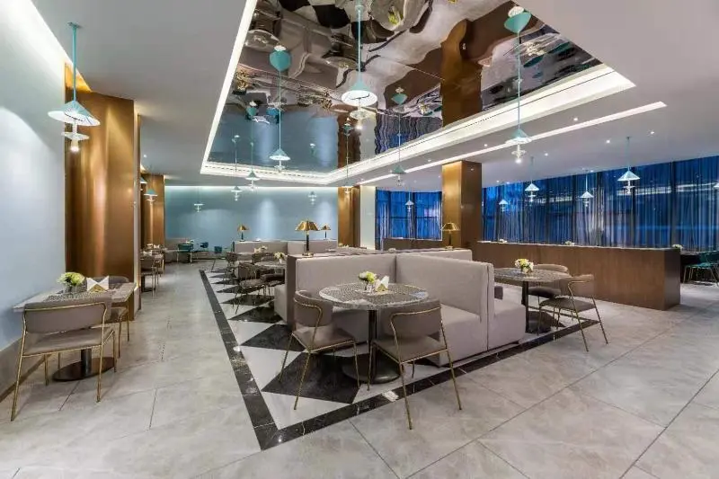 Циндао: Отель Crystal Orange Hotel Qingdao Mei Er Road Conventio