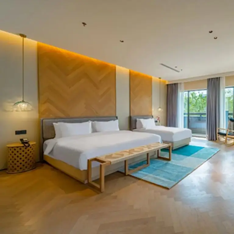 Циндао: Blossom Hill Hotel Qingdao Aduohuayu