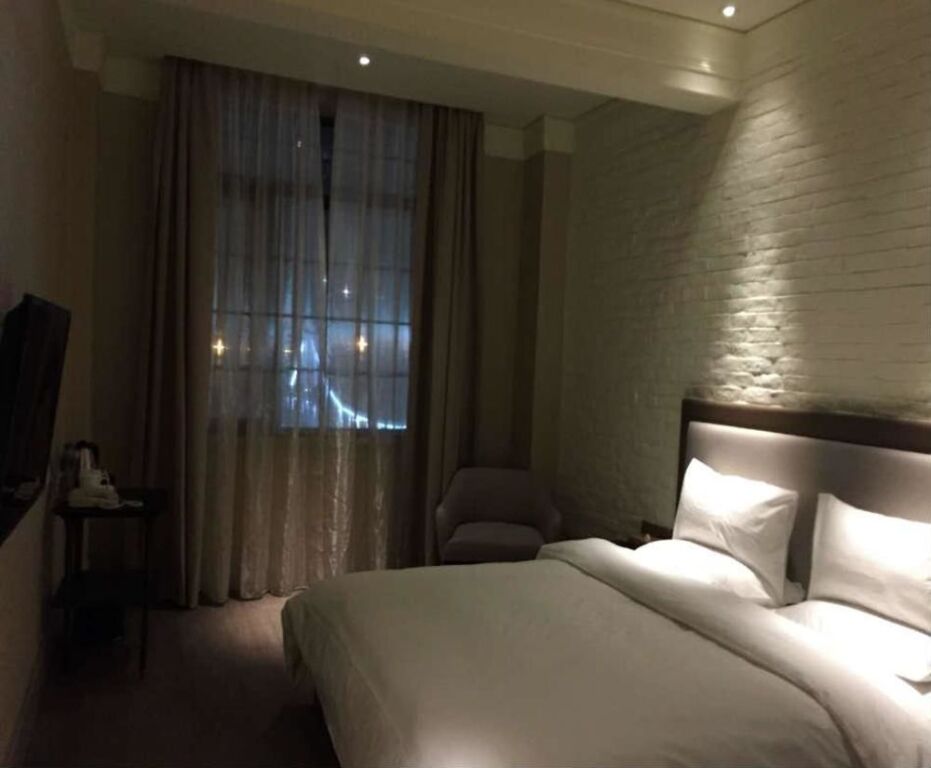 Тяньцзинь: Ji Hotel Tianjin Jinwan Square