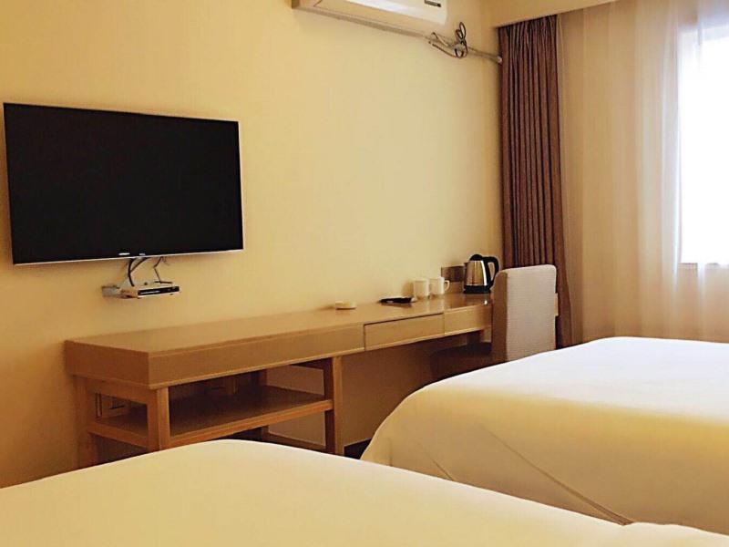 Жичжао: Отель GreenTree Inn Rizhao Donggang Area Haina Shopping Mall Shell Hotel
