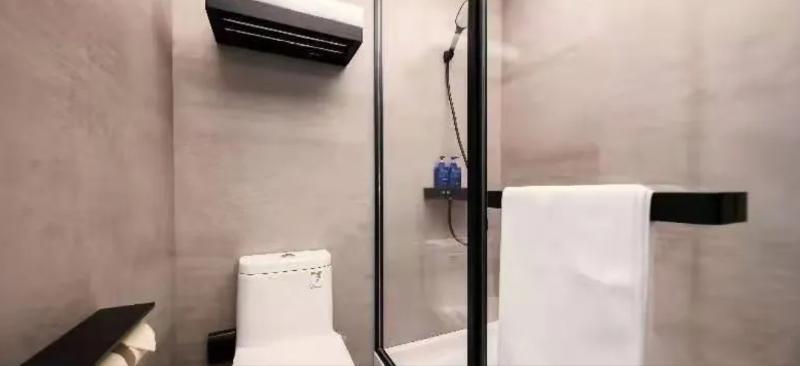 Шанхай: Hanting Hotel Shanghai Xujiahui Caobao Road Metro Station