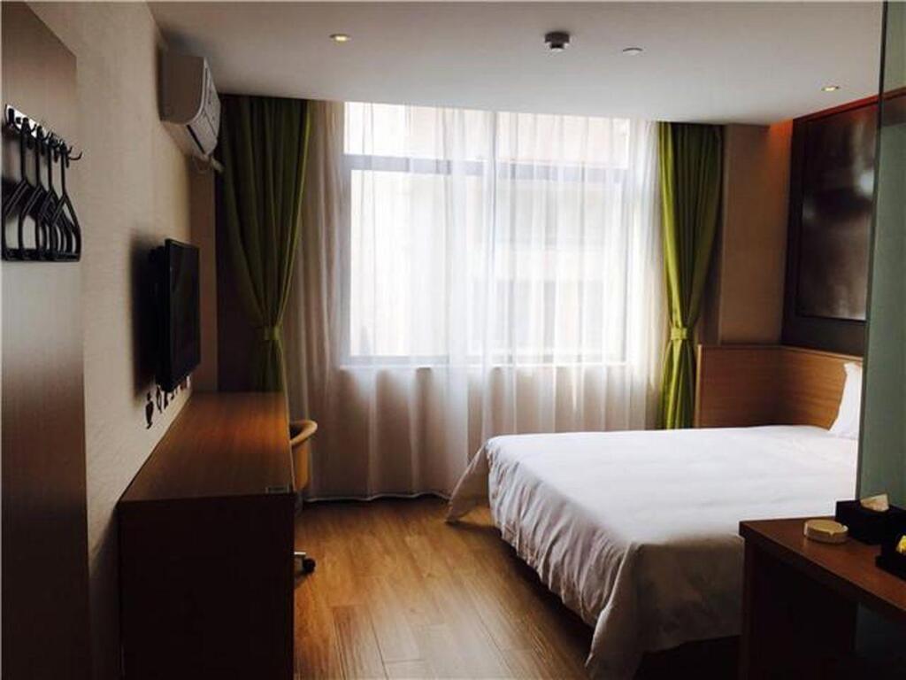 Шанхай: IU Hotel Shanghai Minhang Jiaotong University Dongchuan Road Subway Station Branch