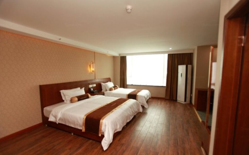 Чэнду: James Joyce Coffetel Hotel Chengdu Baicao Street Metro Station Branch