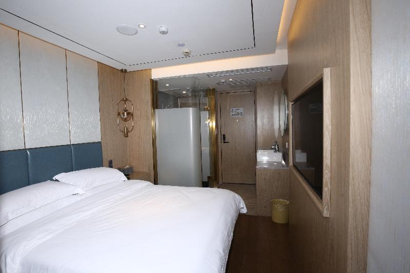 Шанхай: Hanting Hotel (Shanghai South Shanxi Road Metro St