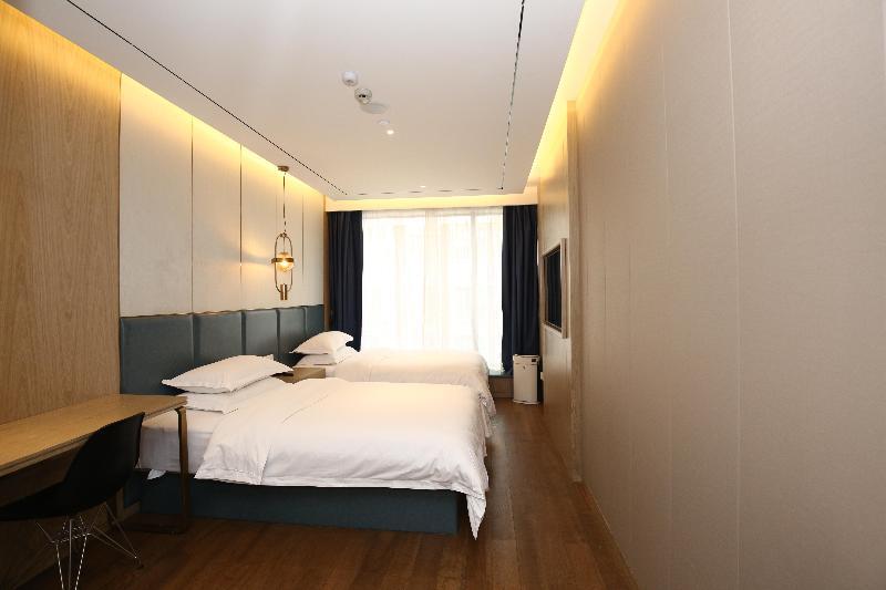 Шанхай: Hanting Hotel (Shanghai South Shanxi Road Metro St