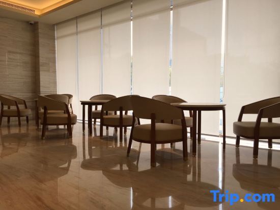 Шанхай: JI Hotel Shanghai Qibao Qixin Road
