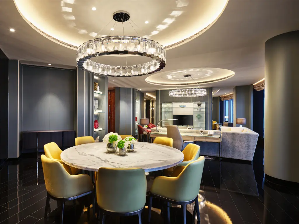 Шанхай: J Hotel, Shanghai Tower