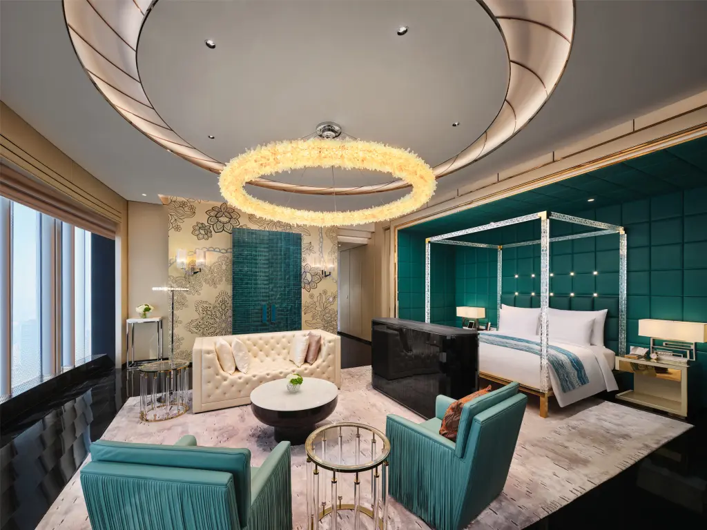 Шанхай: J Hotel, Shanghai Tower