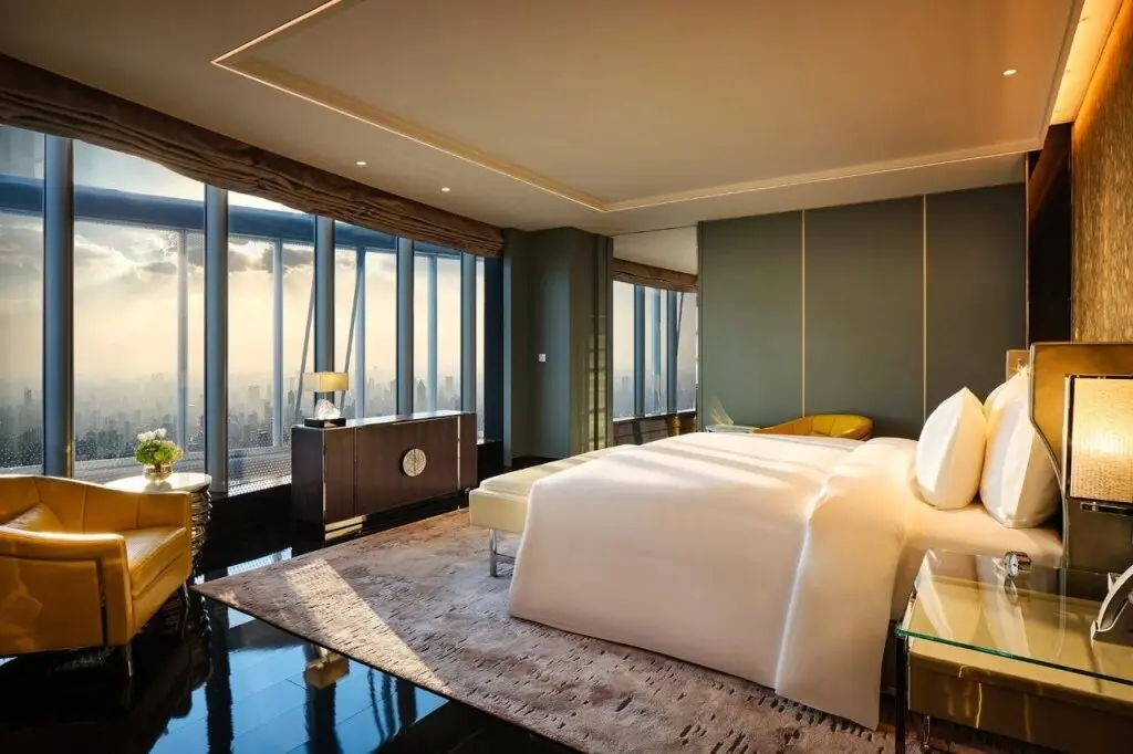 Шанхай: J Hotel, Shanghai Tower