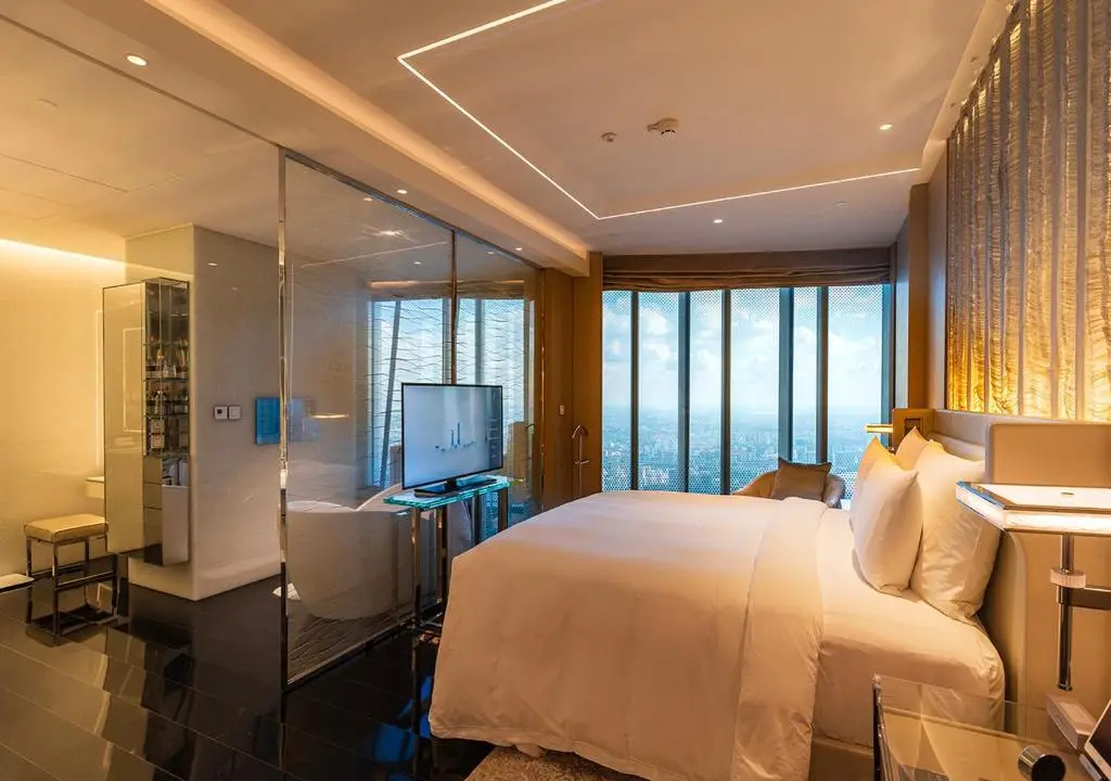 Шанхай: J Hotel, Shanghai Tower