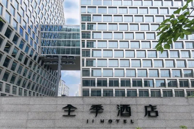 Шанхай: Ji Hotel Shanghai Hongqiao Gubei Fortune Center