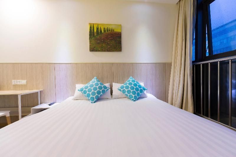 Шанхай: Hi Inn Shanghai Xinhongqiao
