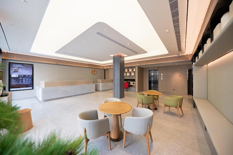 Шанхай: Ji Hotel Shanghai Jiangsu Road Subway Station