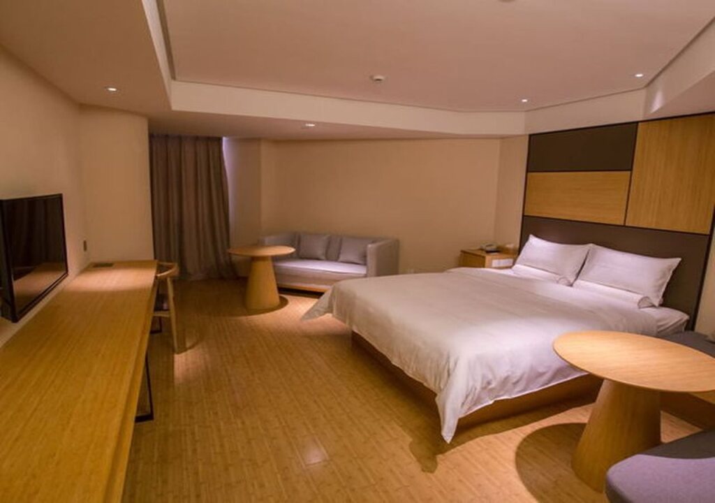 Шанхай: Ji Hotel (Shanghai Hongqiao International Exhibiti