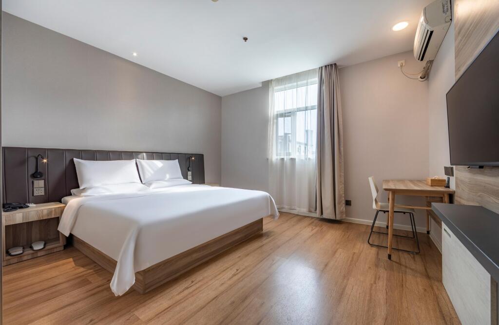 Шанхай: Hanting Hotel Shanghai Hongqiao Hub Railway Station