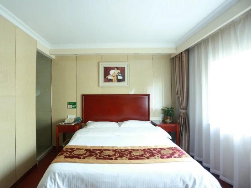 Шанхай: GreenTree Inn Shanghai Baoshan District Gongfu New