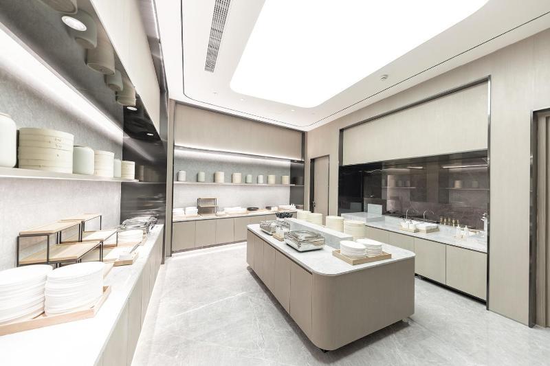 Шанхай: Ji Hotel Shanghai Changshou Road Yaxin Life Plaza