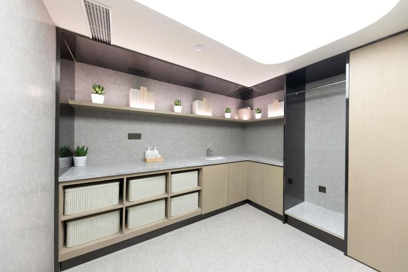 Шанхай: Ji Hotel Shanghai Changshou Road Yaxin Life Plaza