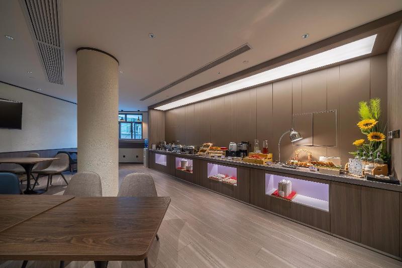 Шанхай: Hanting Hotel Shanghai Lujiazui Minsheng Road Metro Station