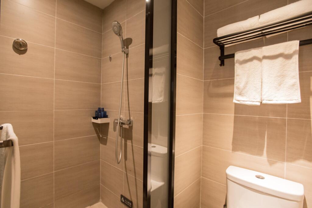 Шанхай: Hanting Hotel (Shanghai Qingpu Dongfang Shangsha H