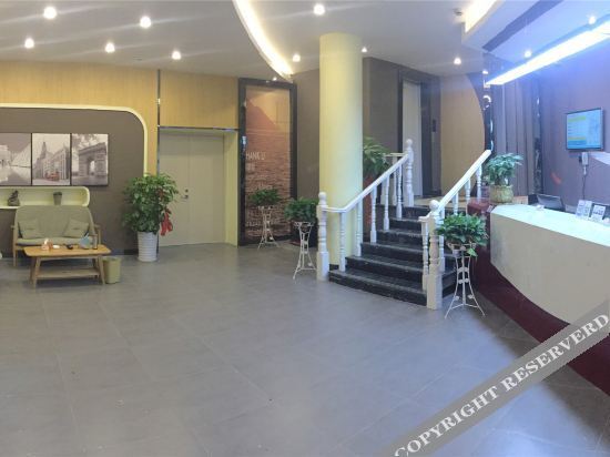 Шанхай: Thank U Plus Shanghai Jinshan Zhu Xing Shop