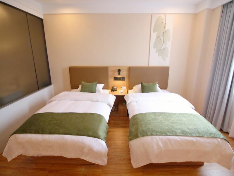 Сучжоу: GreenTree Inn Jiangsu Changshu Southeast Yuyue Pla