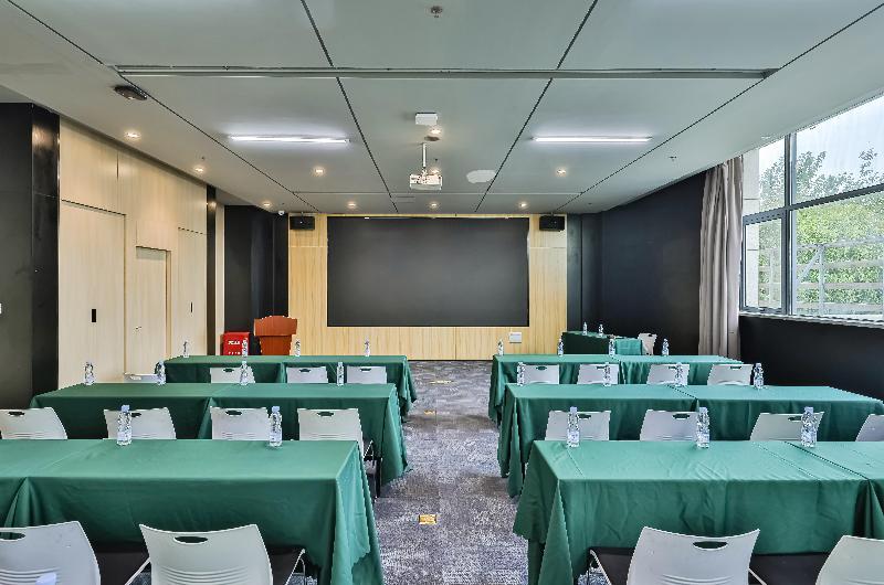 Сучжоу: Madison Hotel Suzhou Railway Station
