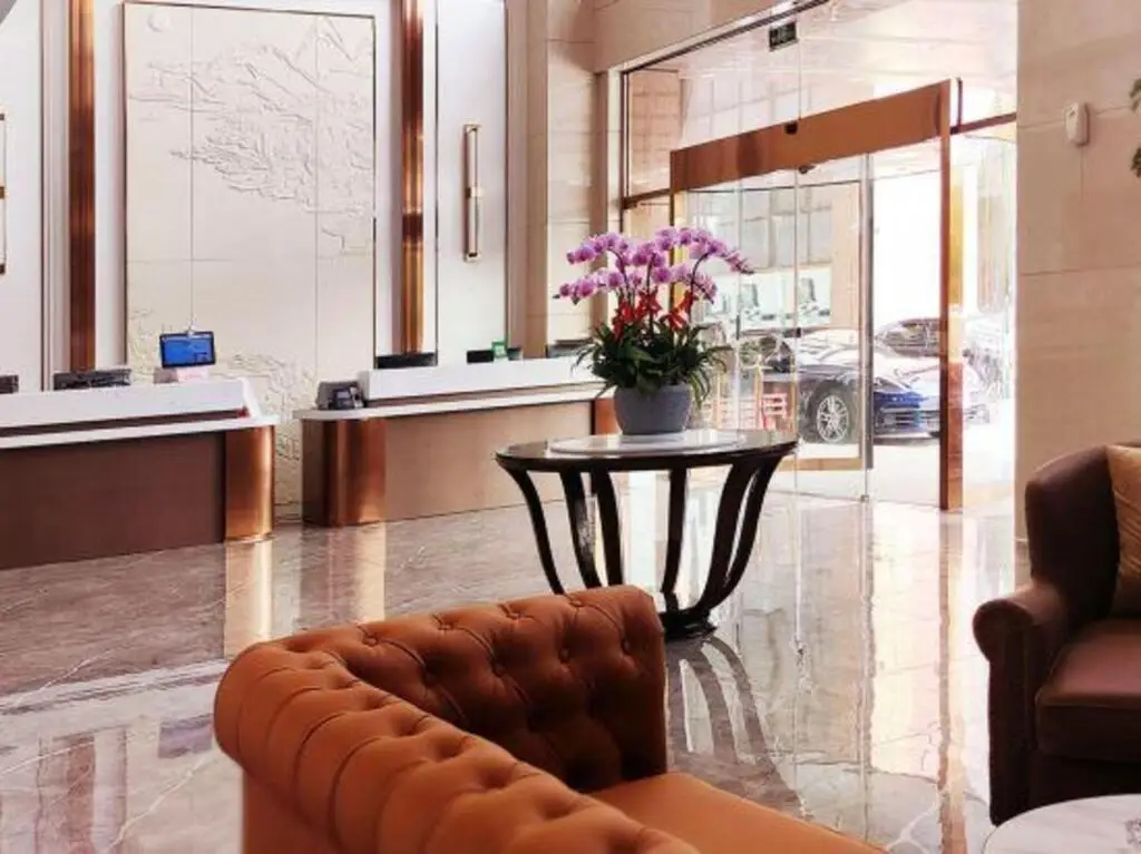 Шанхай: Kunshan High -speed Railway Station Metropolo Jinjiang Hotels