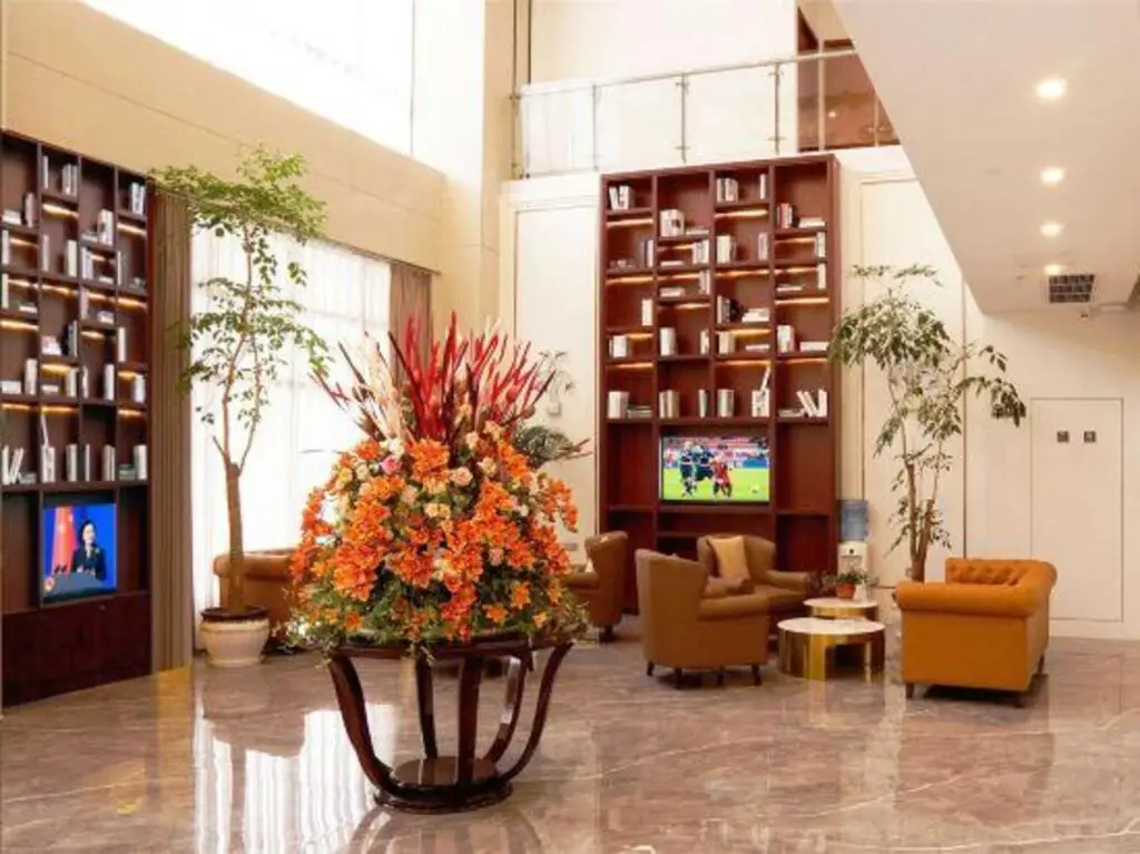 Шанхай: Kunshan High -speed Railway Station Metropolo Jinjiang Hotels